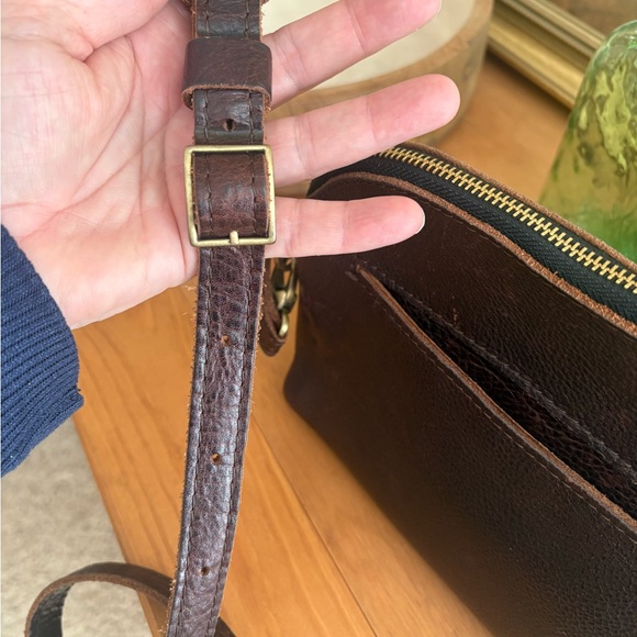 Elegant Dark Brown Crossbody Bag - Picture 7 of 8
